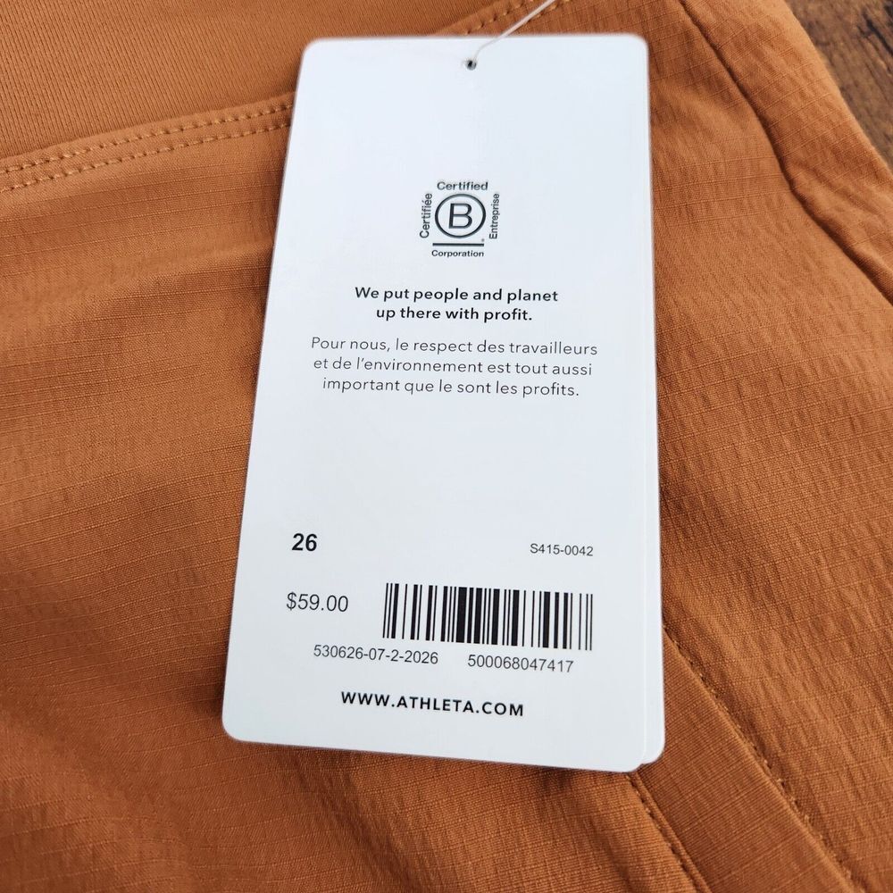 Athleta Womens 26 Orange Semi Fitted Lightweight Stretch Trekkie North Short NWT - Picture 9 of 12
